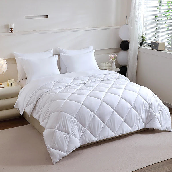 Premium 7-Piece King Bedding Set Durable Polyester Includes Mattress Topper Pillowcases Flat Sheet for Relaxation Simple