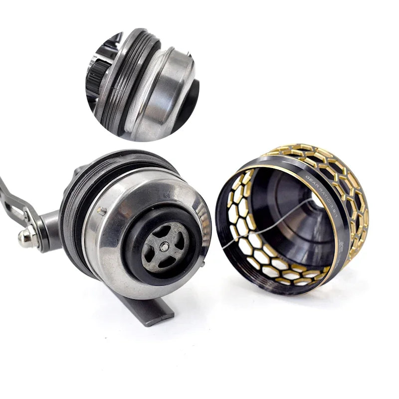Slingshot Fishing Reel Metal Spinning Interchangeable Handles Catapult Bow Wheel Hunting Outdoor Shooting Closed Reel with Line